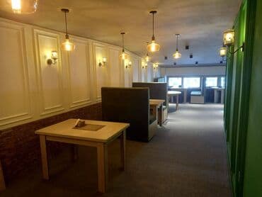 novxani restoranlar: 28 may metrosunun yaxınlığında,yerləşən,sahəsi 160 kv/m olan, obyekt — 5