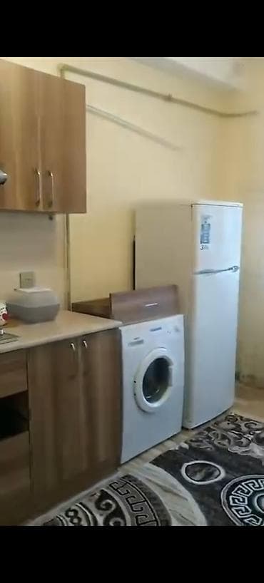 kiraye evler 28: Binəqədi rayonu .Cavadxan küç .Memar Ecemi metrosun yaxınlıqı .54 — 3