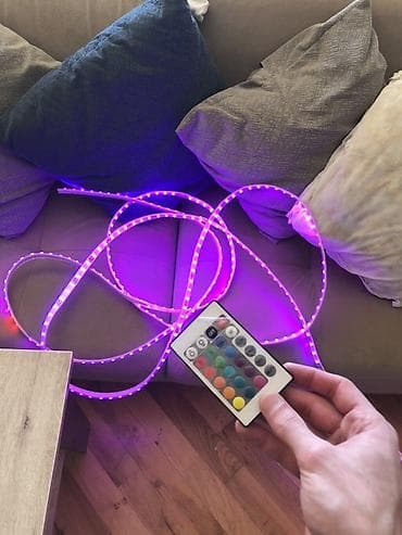 led лента: RGB LED işıq lenti – pultla idarə olunan

8 meter — 1