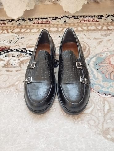 Qiymət sondur. Məhsul: Kişi klassik mokasin/monk-strap ayaqqabısı. -