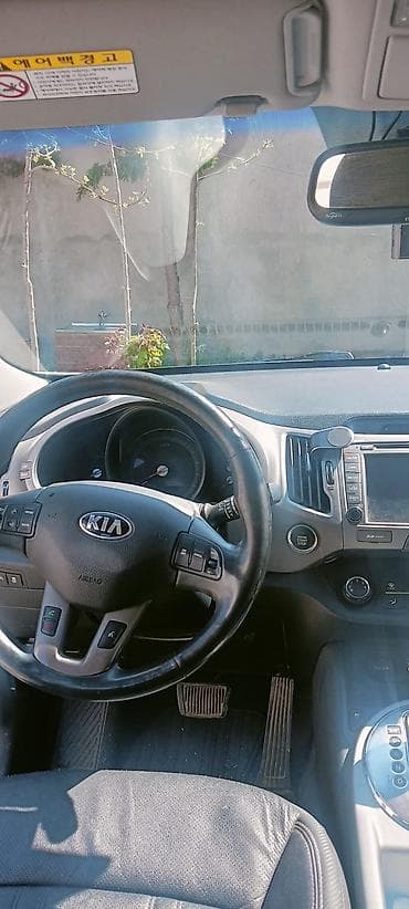 kia r19: Kia Sportage: 2 l | 2015 il Krossover — 5