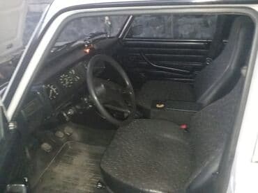 ceşka disk: VAZ 2107 sedan - Kuzov: ağ rəng, 4 qapı, klassik “07” dizaynı, xrom — 10