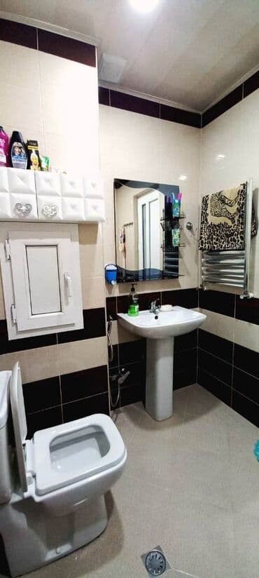 ucbucaq evlər: 2 otaqlı, Yeni tikili, 60 kv. m — 9