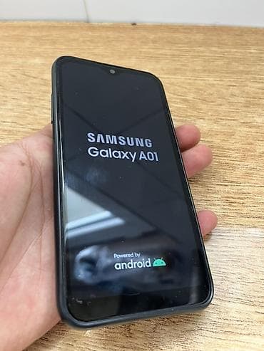 16 kalonka: Samsung Galaxy A01, 16 GB, rəng - Göy, İki sim kartlı — 4