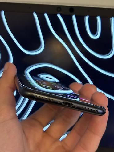 ucuz iphone 7: IPhone 7, 32 GB, Qara, Zəmanət, Barmaq izi, Face ID — 4