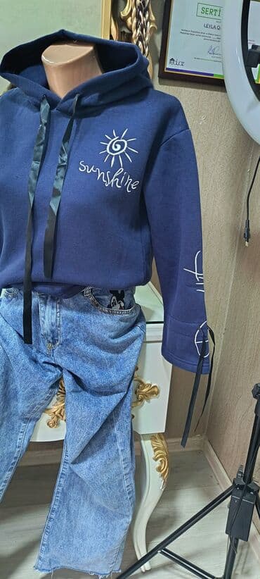 sifon koynekler: Zərif ziyafət geyimləri dəsti 1) Yaşıl maxi don - Dərin V-yaxa, ön — 13