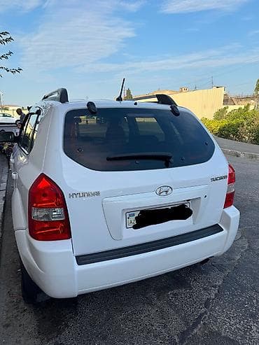 ravon r4 lizing: Hyundai Tucson: 2 l | 2008 il Krossover — 2