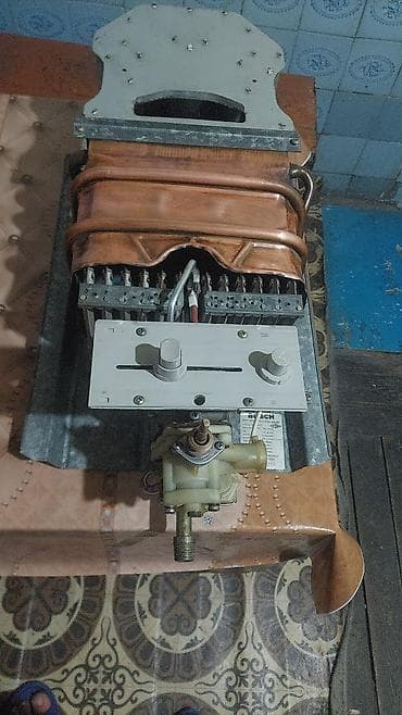 Məhsul: Bosch qazla işləyən axın tipli su qızdırıcısı (kolonka) — 2