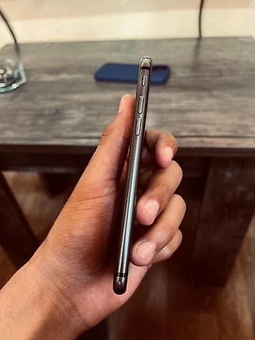 tecno pova 4 qiymeti: IPhone 8, 64 GB, Qara, Simsiz şarj — 3