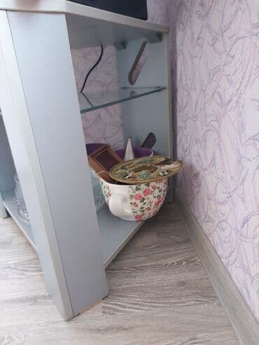 подставка для цветов: Б/у, Прямой ТВ стенд, С полками, Деревянный — 3