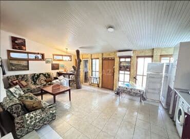 qəbələdə evlərin qiyməti: Şimali Qres qəsəbəsində 2 mərtəbəli binanın 1 mərtəbəsində 2 otaqlı 3 — 16