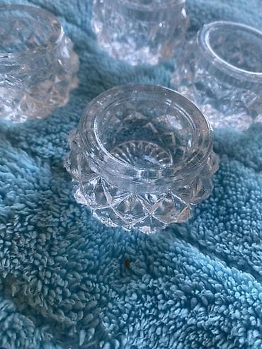 Qədimi xurustal duz qabı 6 ədədi 20 m. Qiymət sondu