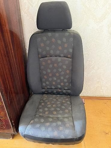 vaz 2107 abilsofka: Avtomobil ön oturacağı
Vito tek sidenkasi — 1