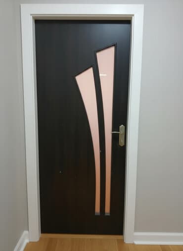 Daxili qapı – dekorativ şüşə panelli model - Rəng: tünd qəhvəyi lalafo.az -da Daxili qapı – dekorativ şüşə panelli model - Rəng: tünd qəhvəyi