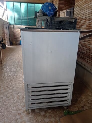 hazır vitrin: Vitrin tipli sənaye soyuducu - Ön tərəfi geniş şüşəli vitrin — 4