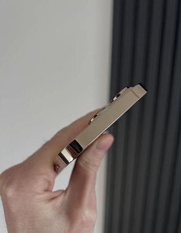 iphone 11 pro max satilir: IPhone 14 Pro, 256 GB, Matte Gold, Zəmanət, Kredit, Simsiz şarj — 4