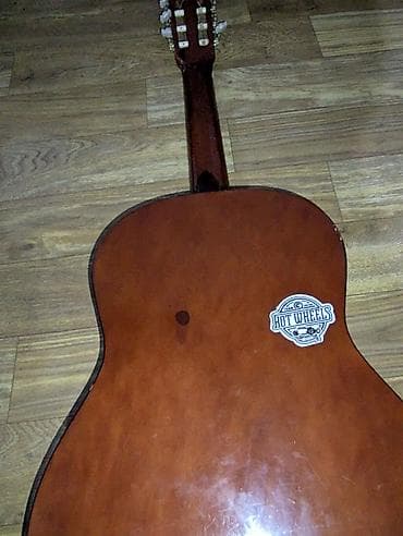 Velosipedlər: 🎸 Klassik Gitar – Təmirə Ehtiyacı Var (Ucuz Qiymət) Təcili satıldığı — 2