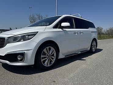 dört goz: Kia Carnival: 2.2 l | 2014 il Van/Minivan — 3