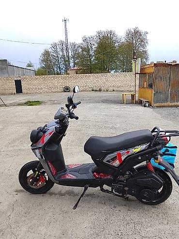 motosiklet satilir: Salam aleykum . 125 cc di. Barter və Razılaşma yolu ilə satılır — 1