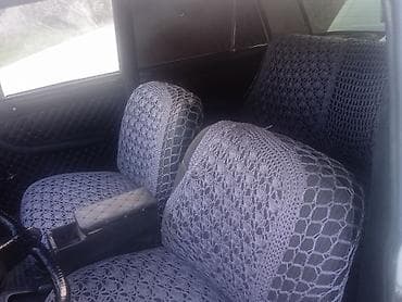 vaz starter: VAZ 2106, ağ rəngli sedan Xüsusiyyətlər: - Kuzov: 4 qapılı sedan — 8