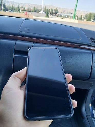 40 azn telefonlar: Infinix Smart 8, 128 GB, rəng - Mavi, Sensor — 4