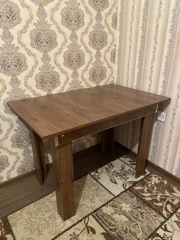 Divan və kreslo dəstləri: En 70 uzunluq 110 yaxsi vezyetde islenmiyib unvan kend bineqedi — 1