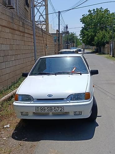 niva lada: LADA Samara (hatchback), ağ rəng. Xüsusiyyətlər: - Kuzov: 5 qapılı — 9