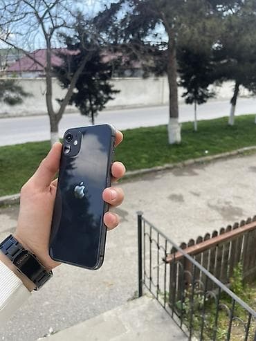 iphone 11 128: IPhone 11, 128 GB, Qara, Zəmanət, Simsiz şarj, Face ID — 4