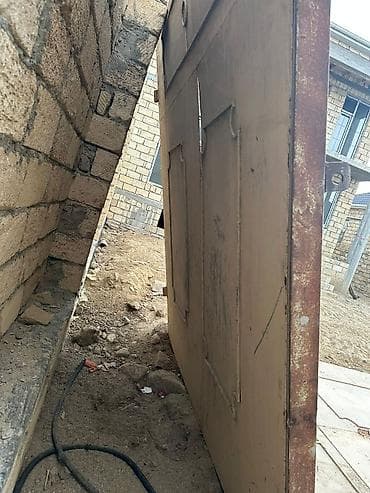 heyet darvazalari: İşlənmiş Dəmir Həyət darvazası, Yana açılan, 5 m, Mexaniki, Qapı ilə — 2