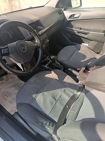 amerikadan avtomobil sifariş: Opel Astra: 1.6 l | Sedan — 4