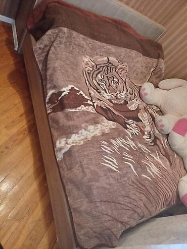 dolab ikinci el: Yataq otağı mebel dəsti - Ölçü: 160 x 200 sm yataq (şəkildə — 1