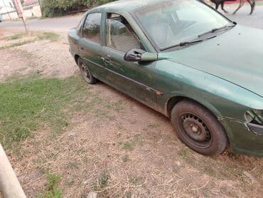 опель зафира а: Yaşıl rəngli Opel Vectra sedan avtomobili etibarlı nəqliyyat vasitəsi — 3