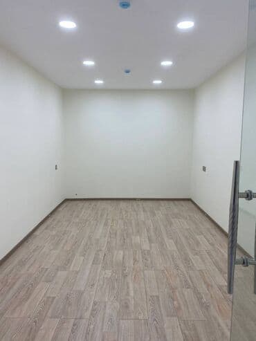 nerimanovda obyekt satilir: Nəsimi rayonu Memar Əcəmi metrosunun yaxınlığında 5 mərtəbəli binanın — 2