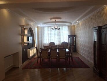 ucbucaq evlər: 8-ci mikrorayon, 3 otaqlı, Yeni tikili, 142 kv. m — 1