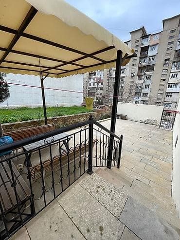 apartman tipli evler: 9 kv. m, 9 otaq — 3