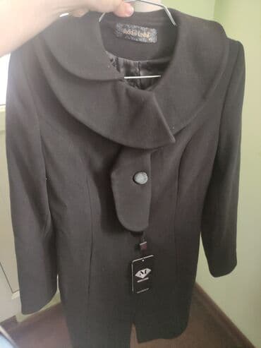 loreta palto: Təzə kaşmir palto satilir.geyinilməyib etiketi ustundə.100 manata — 1