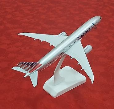 American Airlines təyyarə maketi – vitrin/masaüstü dekoru — 8
