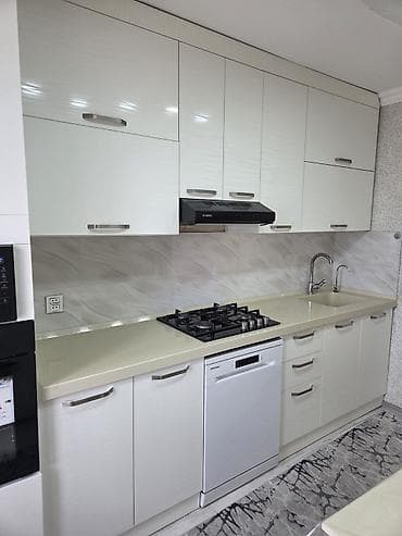 real qiz sekilleri: Ağ rəngli müasir mətbəx dəsti - Üst və alt dolablar: Parlaq ağ — 6