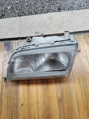 kia oluxana razin: Komplekt, Yaxın və uzaq vuran işıqlar Mercedes-Benz — 2