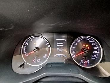 sprinter oturacaq: Toyota RAV4 salonu və paneli - Model: Toyota RAV4 (son nəsil interyer — 2