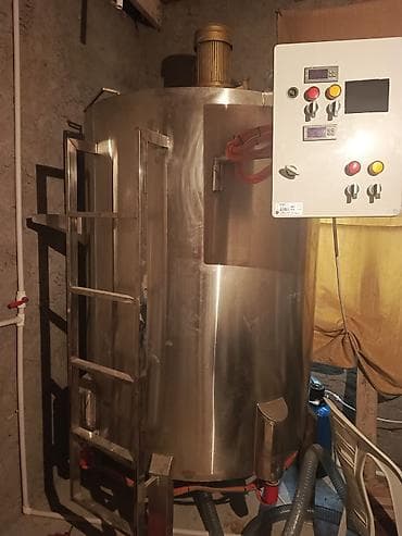 Kassa avadanlığı: Sənaye qarışdırıcılı paslanmayan polad çən 1,5 ton - Material — 1