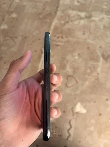 iphone 11 islenmis qiymeti: IPhone 11 Pro, 64 GB, Matte Midnight Green, Face ID — 3