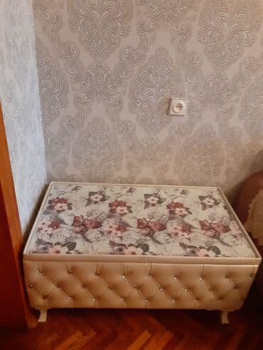 mebel aksesuarlari sederek: Pufik oturacaq, rəng - Süd rəngi, Kredit yoxdur, Çatdırılma yoxdur — 1