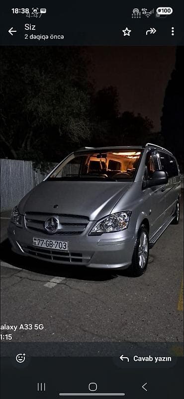 Mercedes-Benz Vito mikroavtobus – gümüş rəng, uzun kuzov, geniş və
