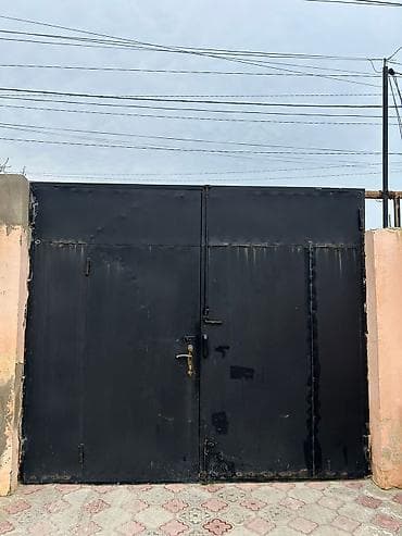 Dəmir Həyət darvazası, Yana açılan, Mexaniki, Qapı ilə, rəng - Qara