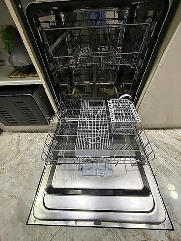 wortex su filteri: Qabyuyan maşın Hotpoint-Ariston, Tam qabaritli (60 sm.), Quraşdırılan — 6