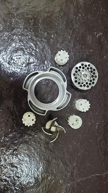 Nənnilər: 5 man — 1