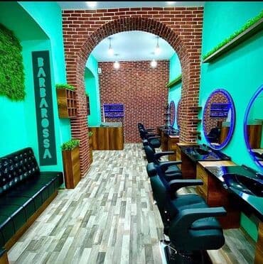 Nizami metrosunun yaxınlığında yerləşən 5 mərtəbəli binanın 1-ci lalafo.az -da Nizami metrosunun yaxınlığında yerləşən 5 mərtəbəli binanın 1-ci