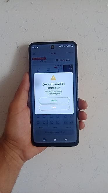 inter: Smartfon – 6.5" diapazonunda böyük ekranlı, ön kameranın mərkəzdə — 2