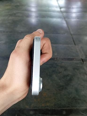 xarici hard disk satilir: IPhone Xr, 64 GB, Ağ, Face ID — 7